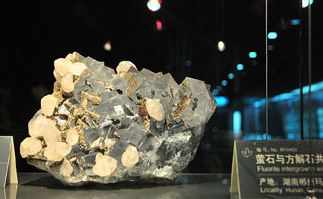 өʯ�뷽��ʯ����