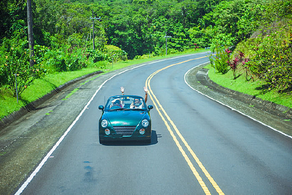 �Լ���ʻ�ڱ���