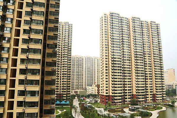 �ܼ��ĸ߲�С����¥