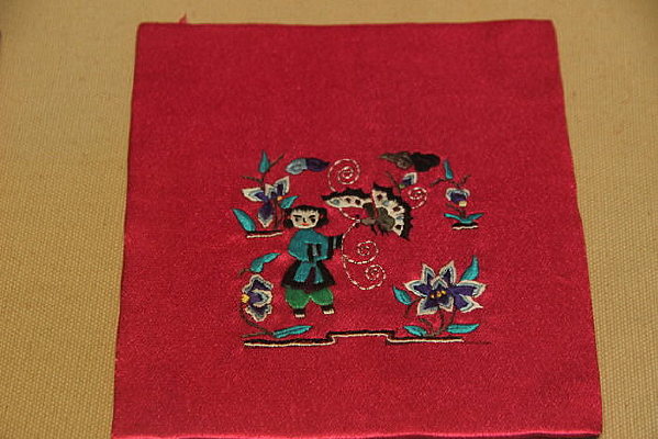 ����ɽ������֯��ͷ��