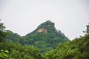 ǧɽ�һ�Ϫ��ɽ��