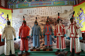 �������