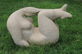 ʯ�񳤷���Ů