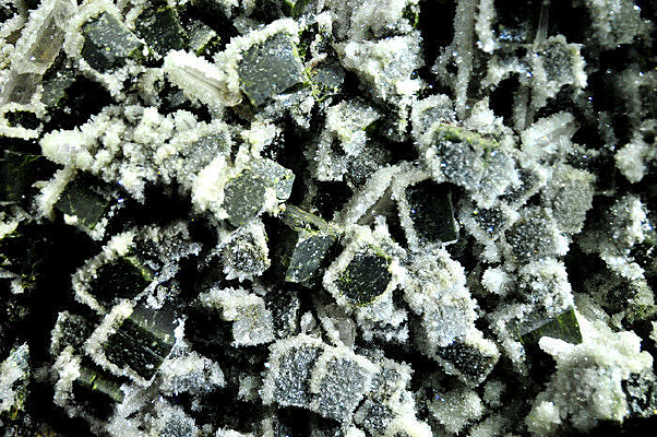 ʯӢ����ʯ����