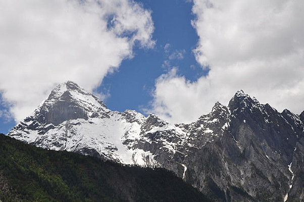 ����ѩɽ�羰