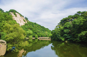 ɽ�����������