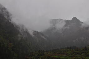 ��ɽ������е�ɽ��