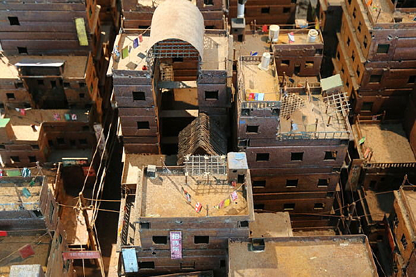 �������͸����Խ�¥��