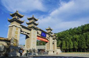 ǧɽ��¥������ľ����