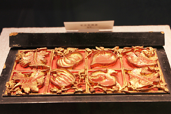 �������ľ��˱�ϻ