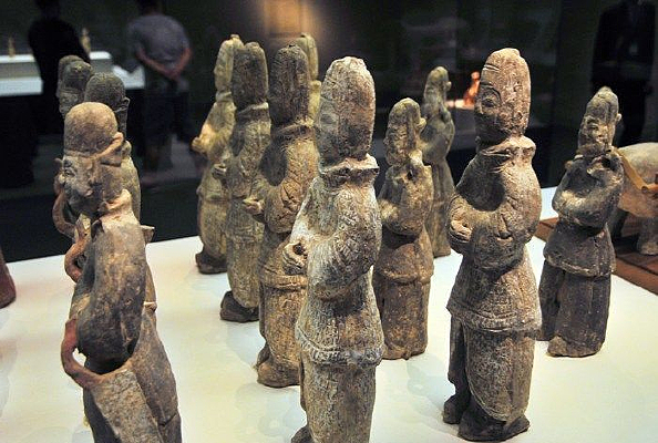 ������ٸ