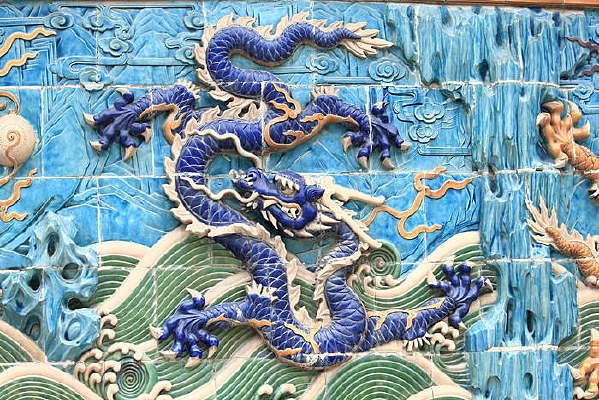 �ڿ���ɫ��