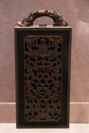 �������ľ�����