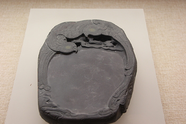 ������ڶ�ʯ˫��������