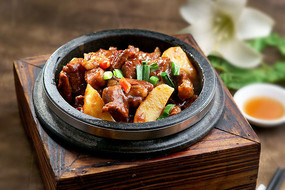 ʯ������ţ��