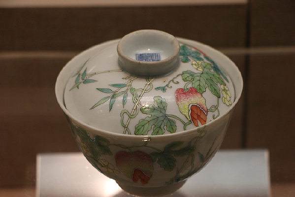 ����⾰�����Ҥ�۲ʹ�ǽ�����Ƹ���