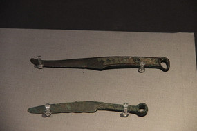 ��ͭ���׵�