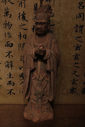 ���º�������