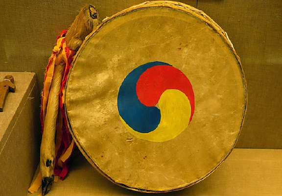 ����������