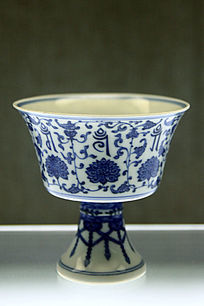 �峯�໨���ĸ��㱭