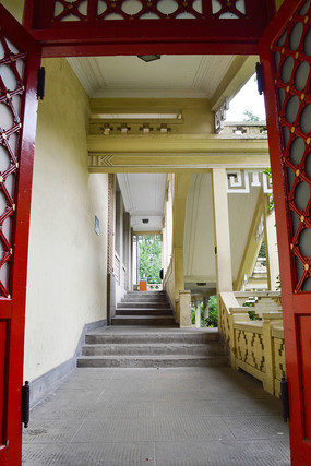 �������¥��