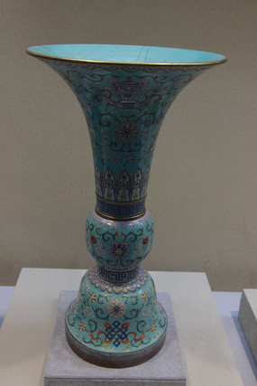 Ǭ¡����ʯ�̵ط۲�����֦������