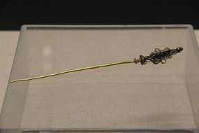 �����ν���