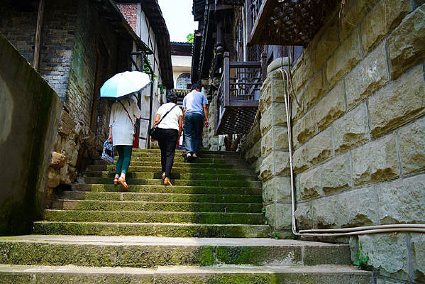 ����С��