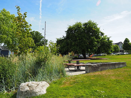 ����԰����������