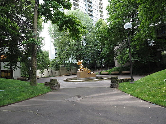 ����԰·������