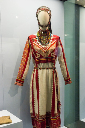 ����ʲ������Ů�Խ��շ���