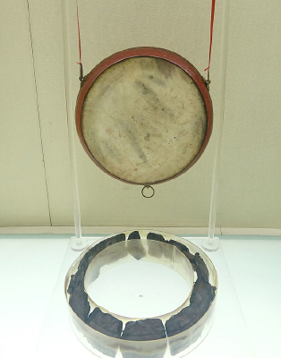 ս����������