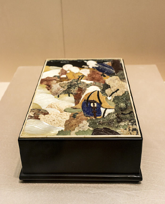 ���������ٱ�Ƕ������