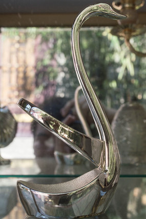 �������