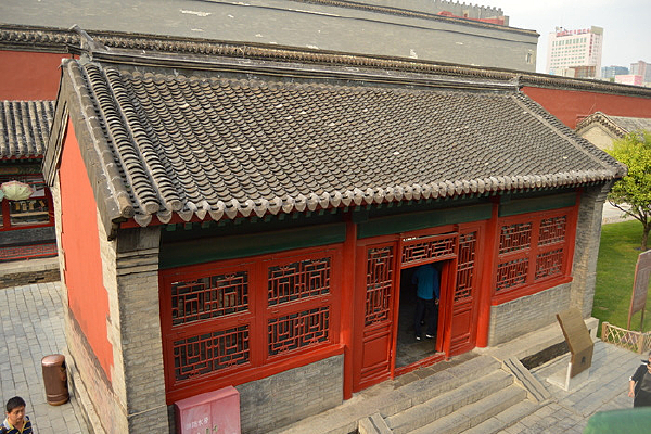 �����ʹ���ʯ��