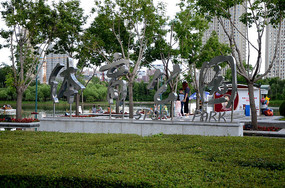 ������԰