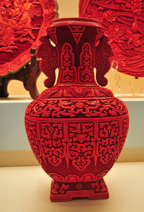 �ྩ�˾�֮�޺�����˫��ƿ