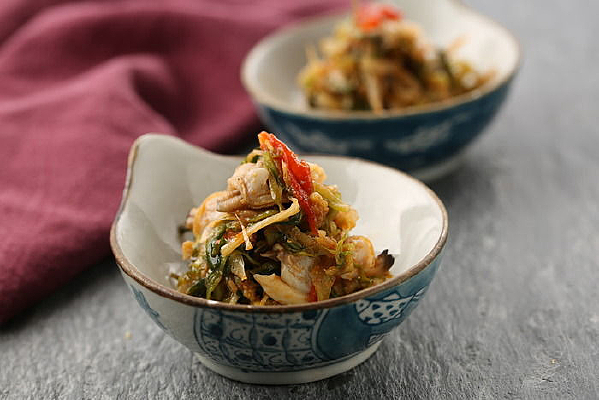 ��������