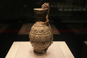 ���Զ�����������