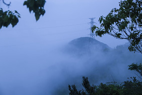 ɽ����ѹ��