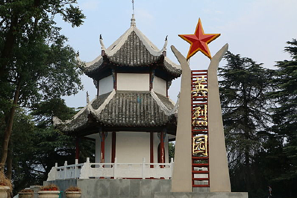 Ӣ��԰����