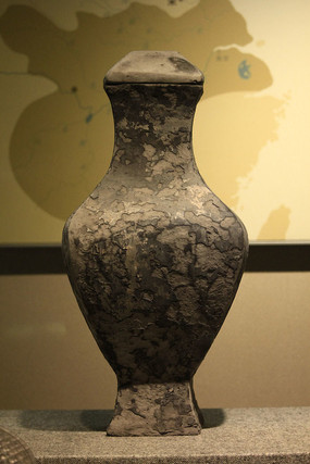 ս������