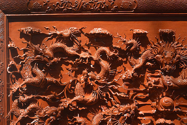 ���θ���