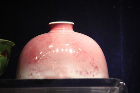 �峯����С��ƿ