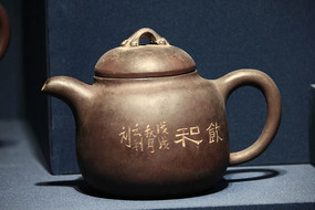 �峯��ɰԲ�κ�