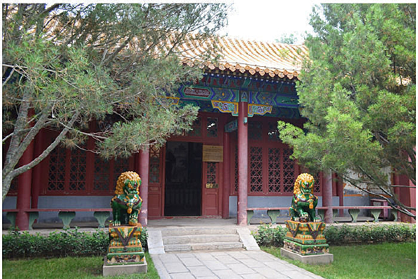 ����������