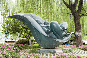 ��Ҷ���ĸ�ӵ���������