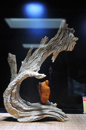 ľ���ֳ�ʯ����