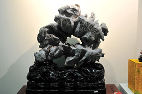 �Ͼ���״���ʯ