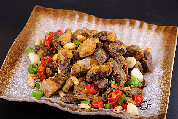 ��ɫ����Ѽ